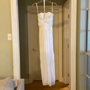 David’s Bridal - White - size 6 - strapless